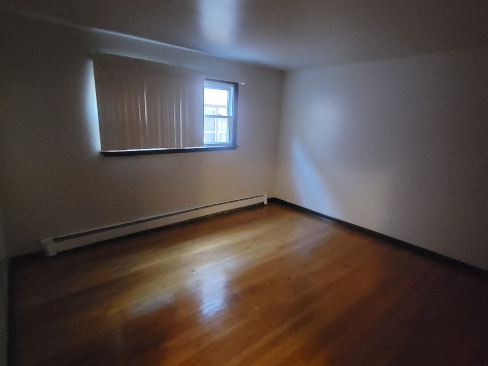 1st image of 274 Yates Ave APT 2