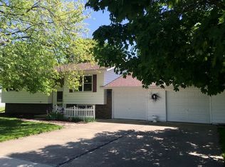 515 7th St, Princeton, IL 61356