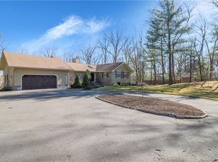 41 Riding Stable Trl, Stamford, CT 06903