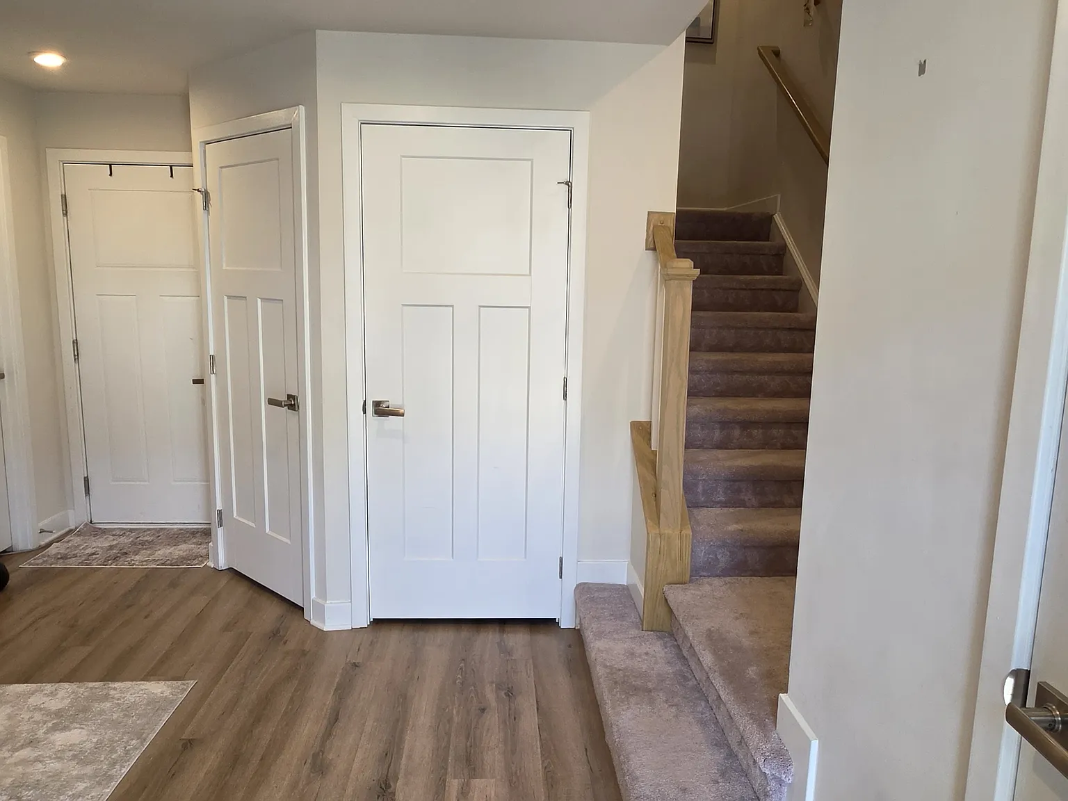 3 bed, 2.5 bath, 1765 sqft, $3,800 — Photo 4