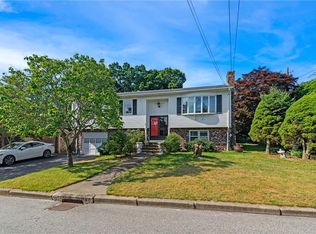 20 Selma St, Cranston, RI 02920