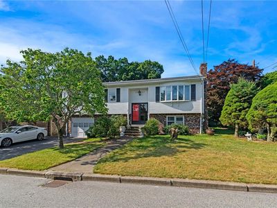 20 Selma St, Cranston, RI, 02920