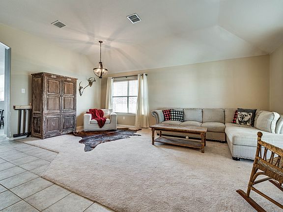 4th image of 2708 Cascade Cove Dr