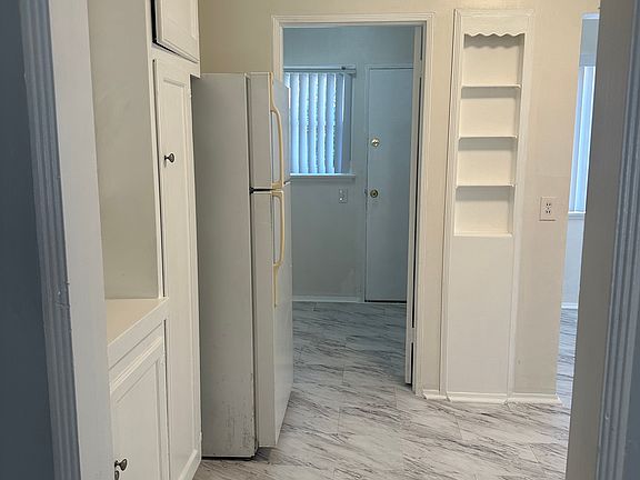 Kitchen Entry