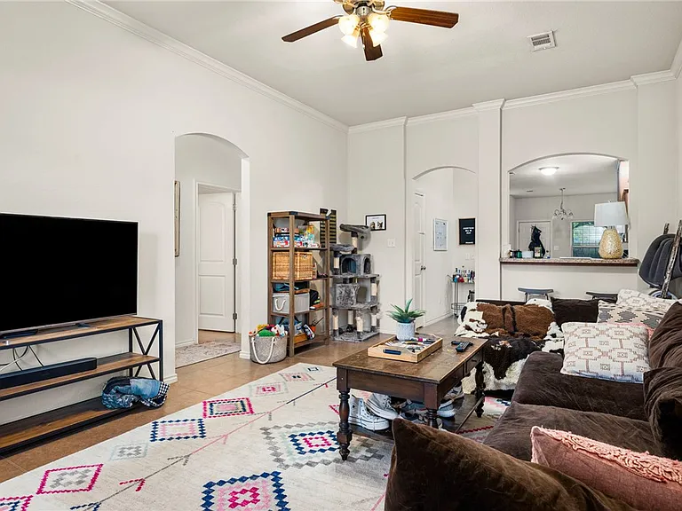 4407 Reveille Rd — Photo 8