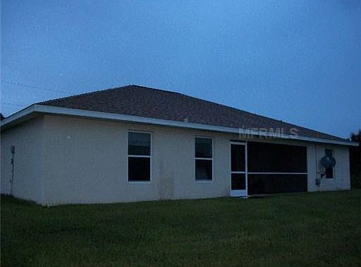 2nd image of 870 Clow St E
