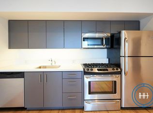 1601 W Division St #1104, Chicago, IL 60622