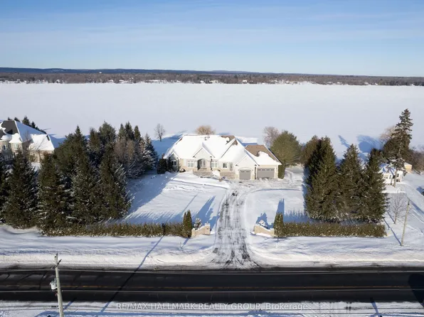 3665 Front Rd, East Hawkesbury, ON K6A 2W5