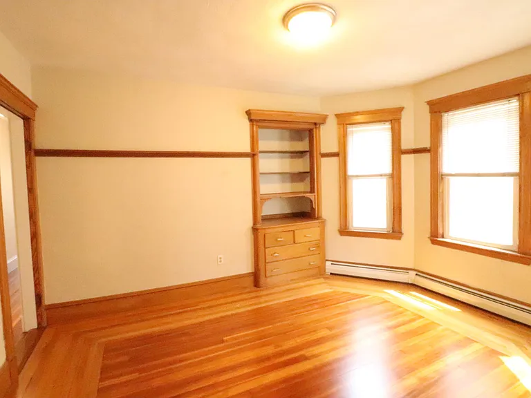 12 Chatham St — Photo 9