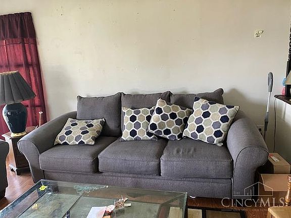2nd image of 1297 Landis Ln