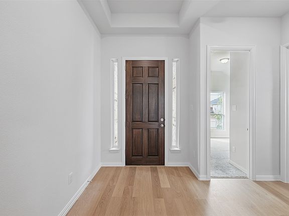 2nd image of 4352 Biddle St