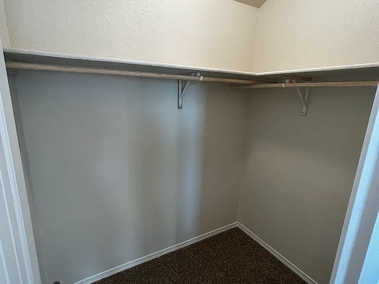 13940 Sky Harbor Ave — Photo 6