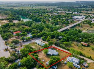 103 Swayze St, Center Point, TX 78010