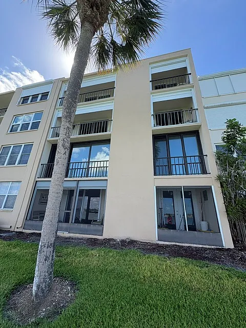 3 bed, 1575 sqft, $3,200 — Photo 2