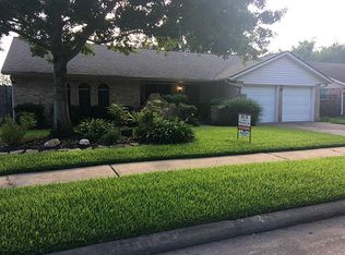 2312 Goodrich St, Pearland, TX 77581
