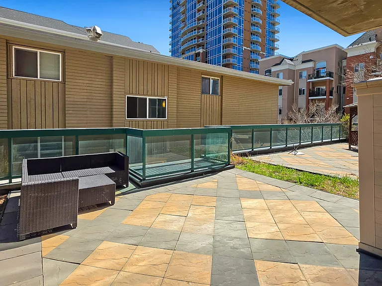 836 15th Ave SW #208 — Photo 15