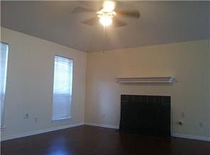 2nd image of 1708 Southcreek Dr