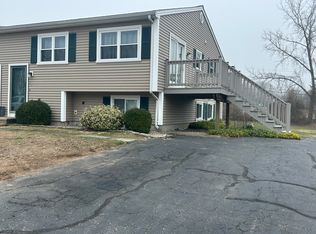 77 Brandywine Dr, Westerly, RI 02891