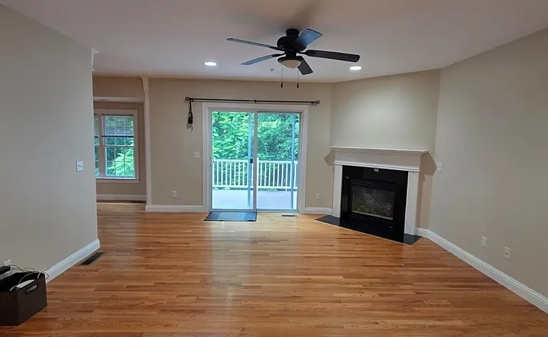 3 County Ln #3 — Photo 5