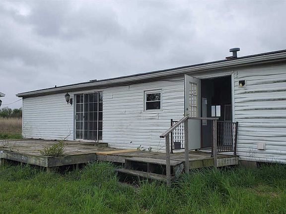 4th image of 8700 S Meadow Ln