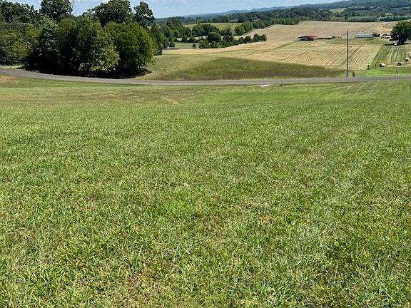 2nd image of 2725 Hickory Ridge Rd #3