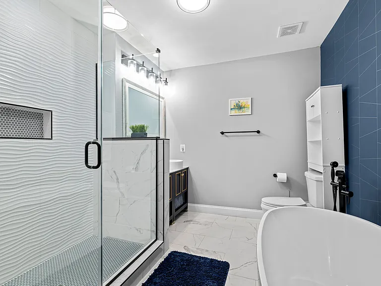 108 S Washington St — Photo 31