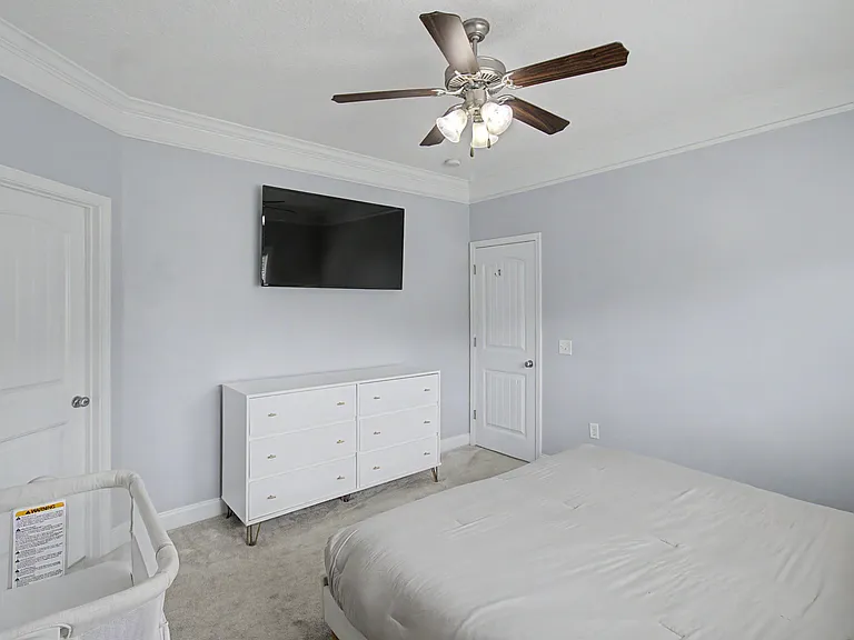 151 Lincoln Way NE — Photo 15
