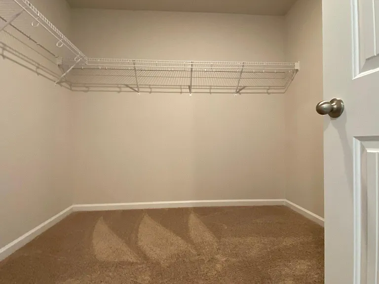 216 Caffee Dr — Photo 14