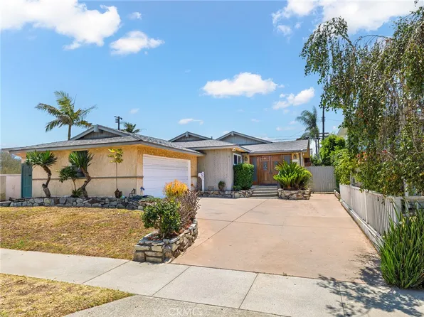 5344 W 137th St, Hawthorne, CA 90250