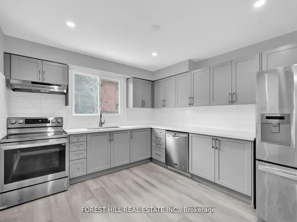 494 Elgin St W #6, Cobourg, ON K9A 4T6