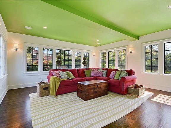 5th image of 1132 Overbrook Dr