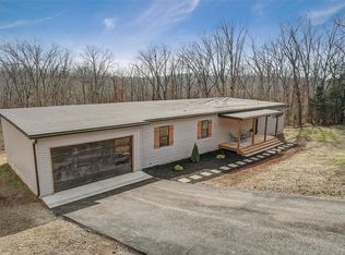 14200 Catawba Dr, De Soto, MO 63020