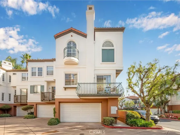 2871 Ballesteros Ln, Tustin, CA 92782