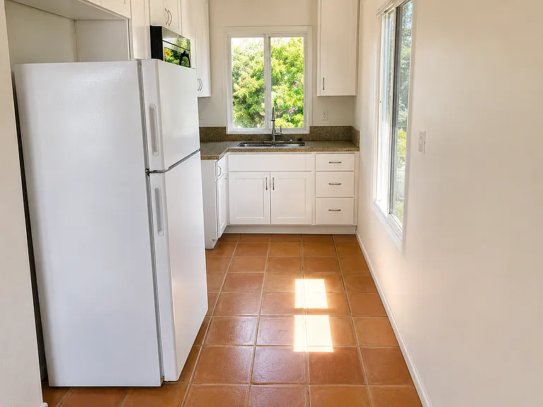 4676 W Point Loma Blvd #3 — Photo 4