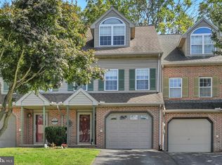 73 Ironstone Dr, Elizabethtown, PA 17022