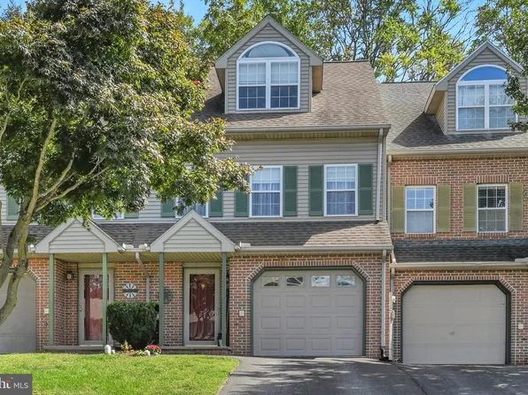 73 Ironstone Dr, Elizabethtown, PA 17022