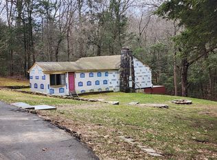 207 N Moodus Rd E, Moodus, CT 06469