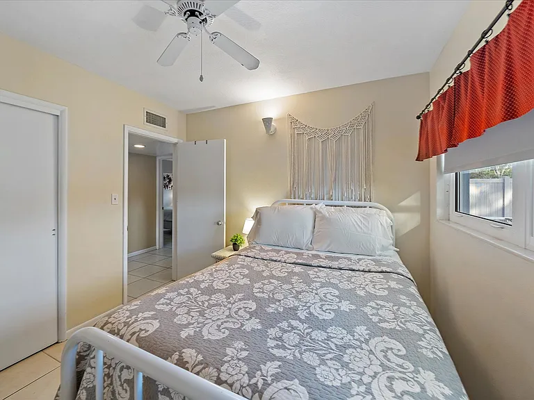 2857 Novus St — Photo 23
