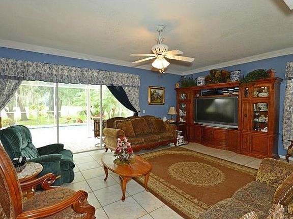 5th image of 15646 Eastbourn Dr