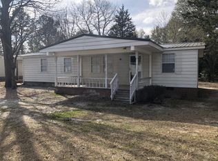 2270 Sharon St, Fayetteville, NC 28306