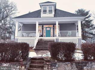 19614 Longmeadow Rd, Hagerstown, MD 21742