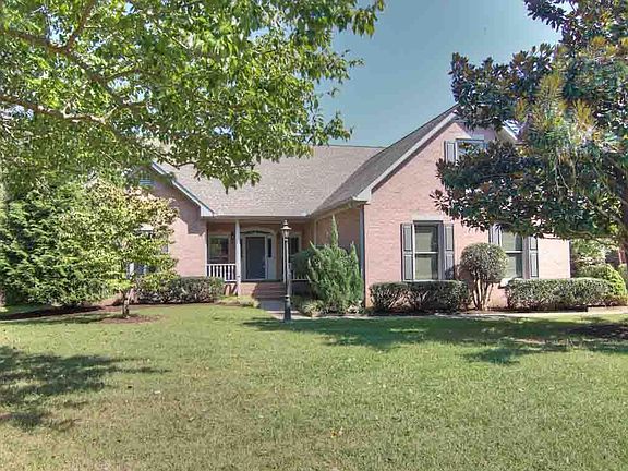 2nd image of 1547 Kensington Dr