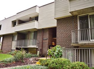 10246 Prince Pl APT T4, Upper Marlboro, MD 20774