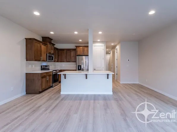 8509 NE 134th Pl, Vancouver, WA 98682