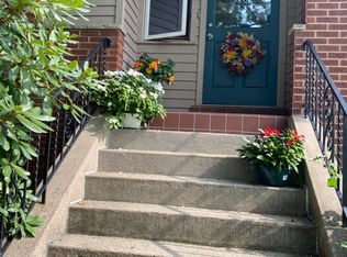 306 Glasgow Rd, Pittsburgh, PA 15221