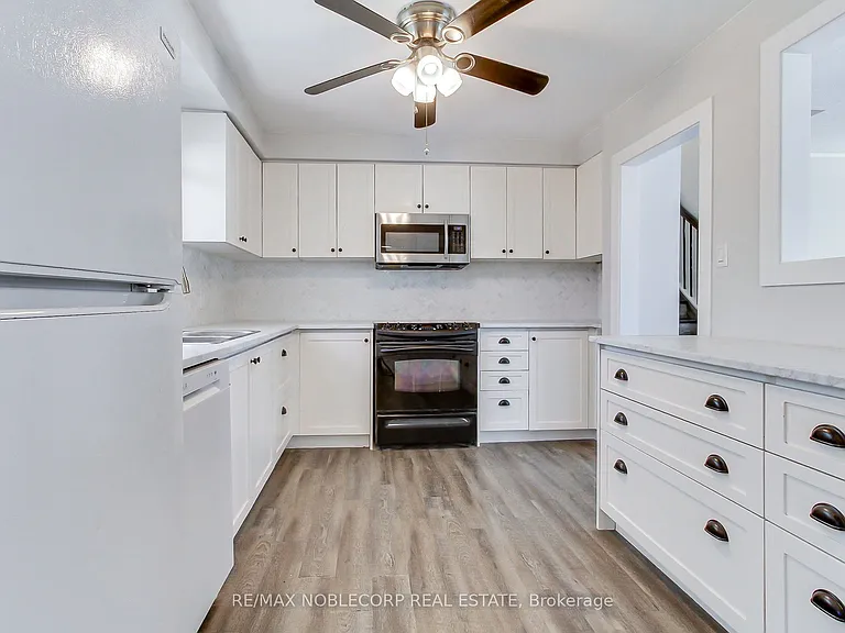17 Larkdale Cres — Photo 17