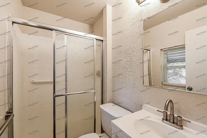 1590 Bay Meadows Dr — Photo 8