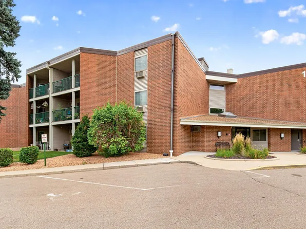 1700 Four Oaks Rd APT 159, Eagan, MN 55121