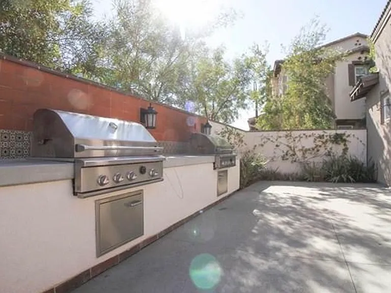 40978 Belleray Ave — Photo 15