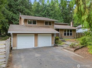 87 NW Bridle Ridge Blvd, Bremerton, WA 98311